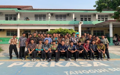 Semarak Hari Batik Nasional di SMK PK Budi Perkasa